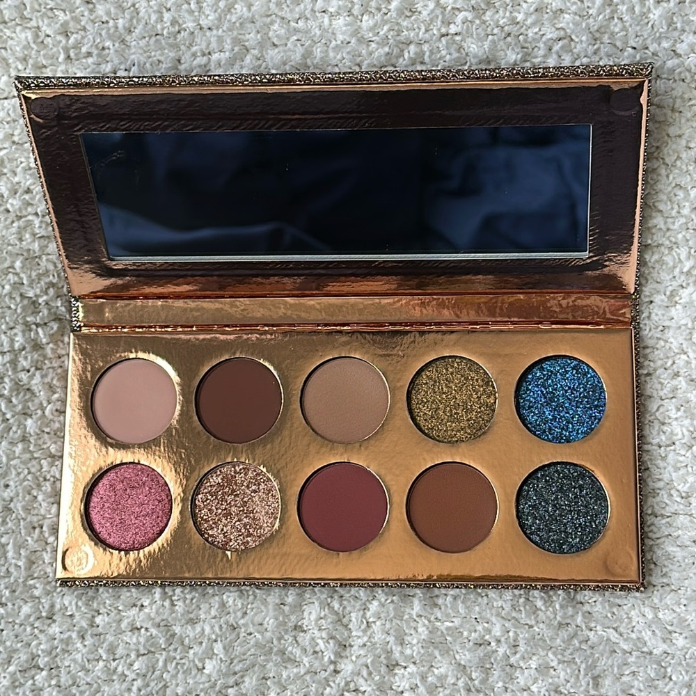 BN Dose of Colors Desi x Katy Friendcation Eyeshadow Palette